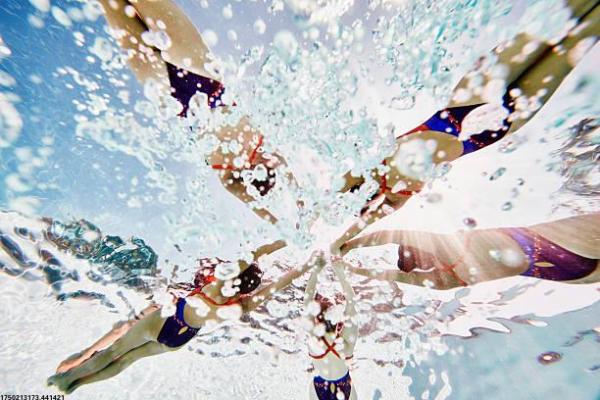 东港三中体育特色课程和活动解读